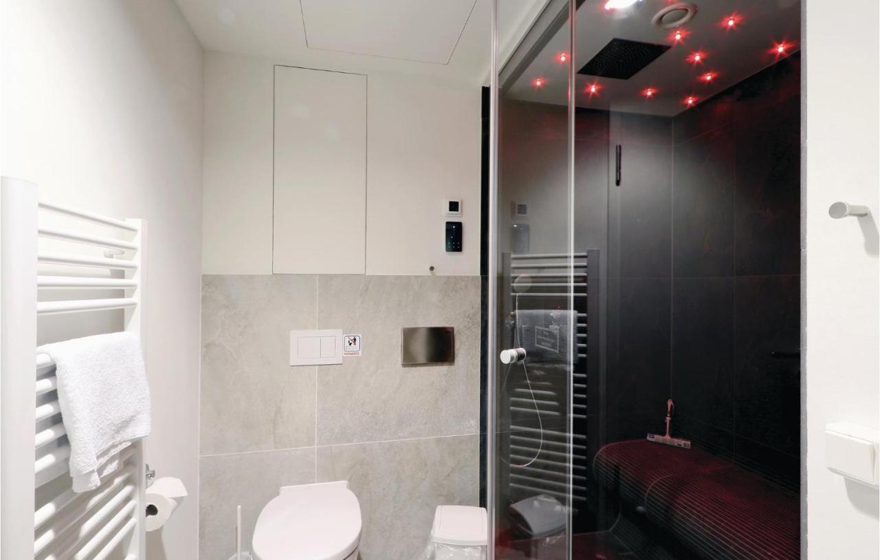 Awesome Apartment In Luebeck Travemuende With Sauna Ngoại thất bức ảnh