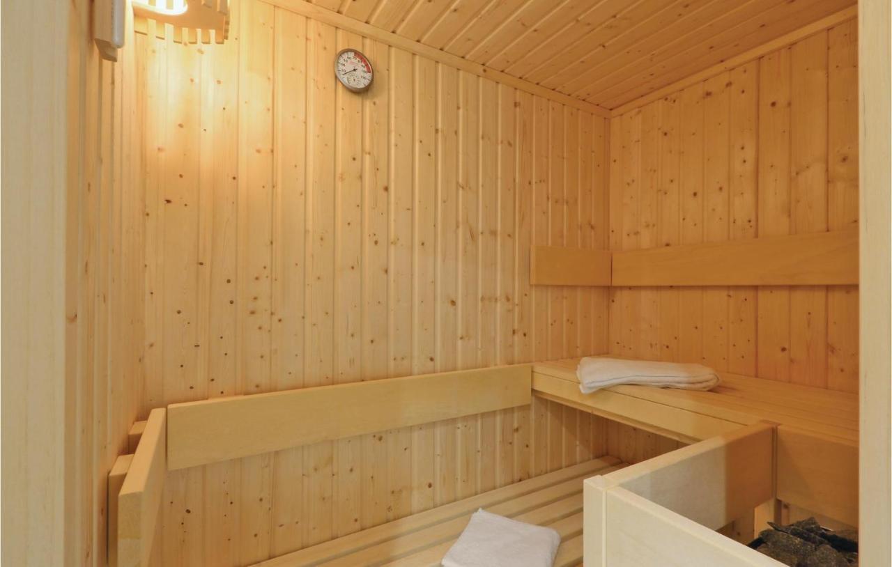 Awesome Apartment In Luebeck Travemuende With Sauna Ngoại thất bức ảnh